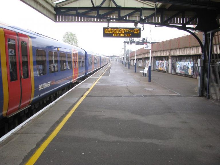 Find Emsworth Computer Repairs by Train